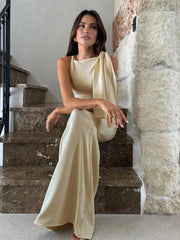 Elise – Satin maxi dress with elegant button detail